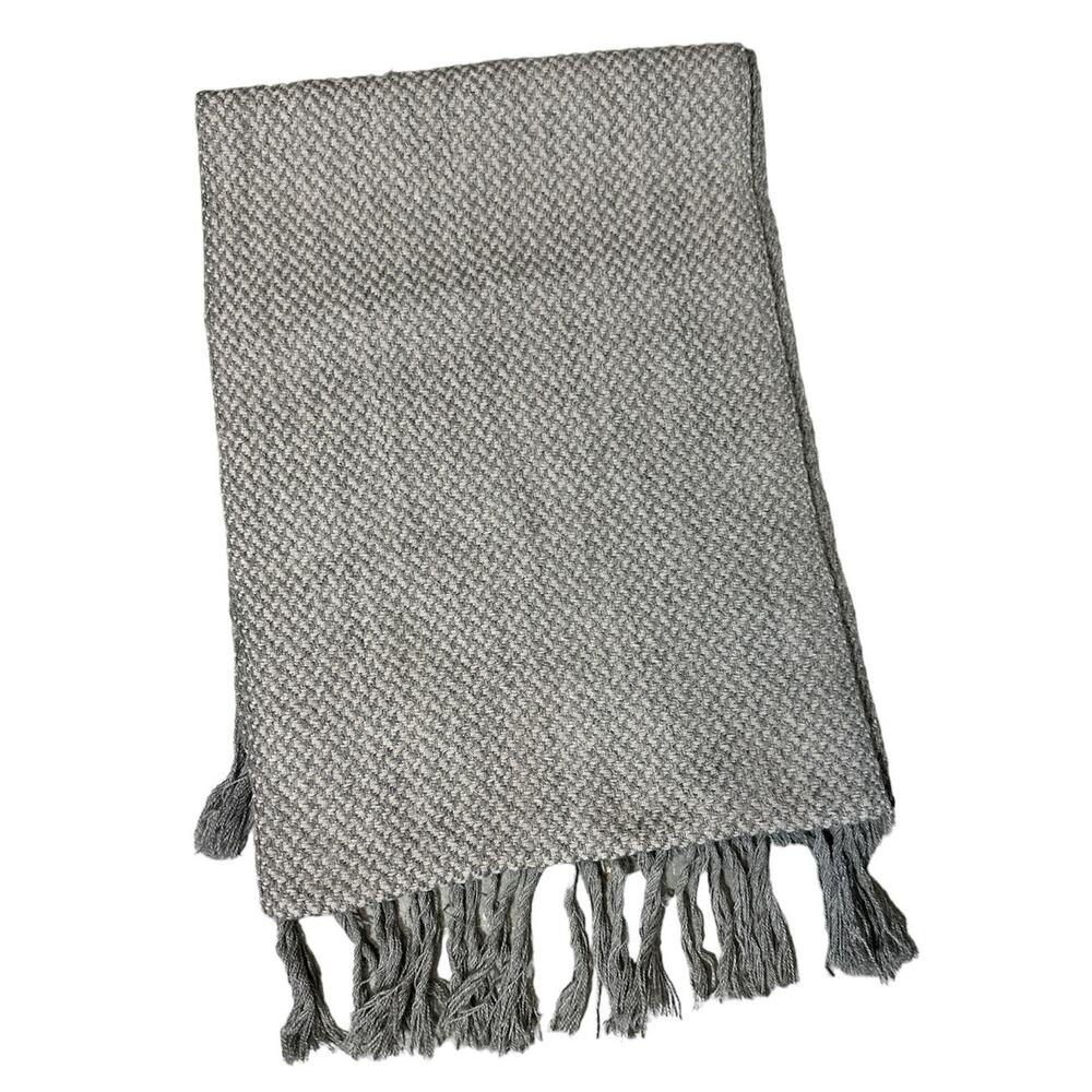 Emblem Made In Ireland 100% Pure Wool Gray White Chevron Scarf with Tassels Soft